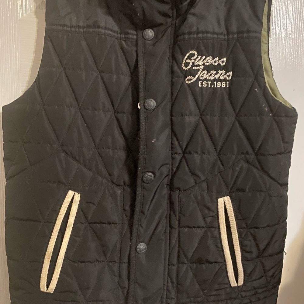 Guess Quilted Puffer Vest - Picture 3 of 7
